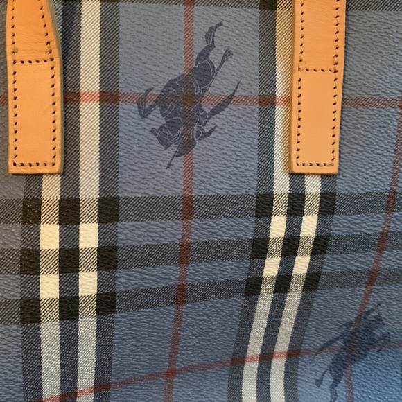 Blue plaid Burberry Tote with trademark horse logo. - Picture 5 of 13